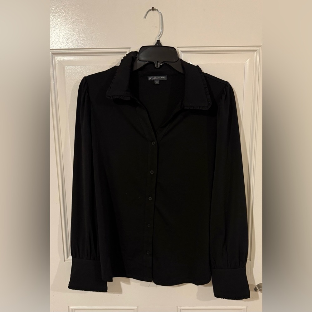 Adrianna Papell Classic Black Top